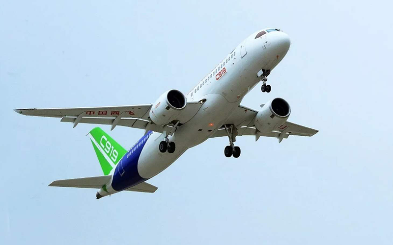 C919-10102架機機載數據采集系統和(hé)機載視頻(pín)采集系統